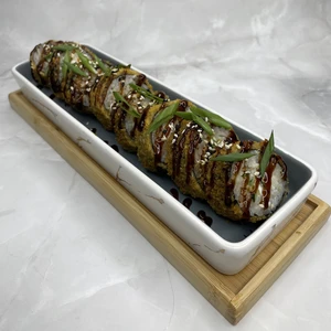 ролл Золотой угорь (жаренный)